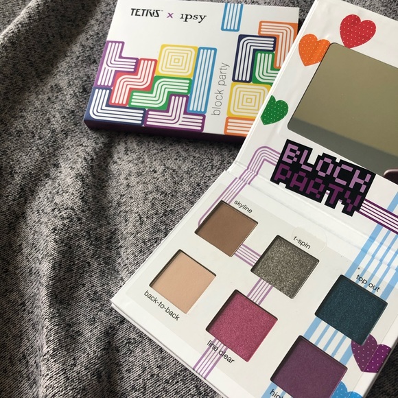 Tetris x Ipsy Block Party Palette - Picture 1 of 6